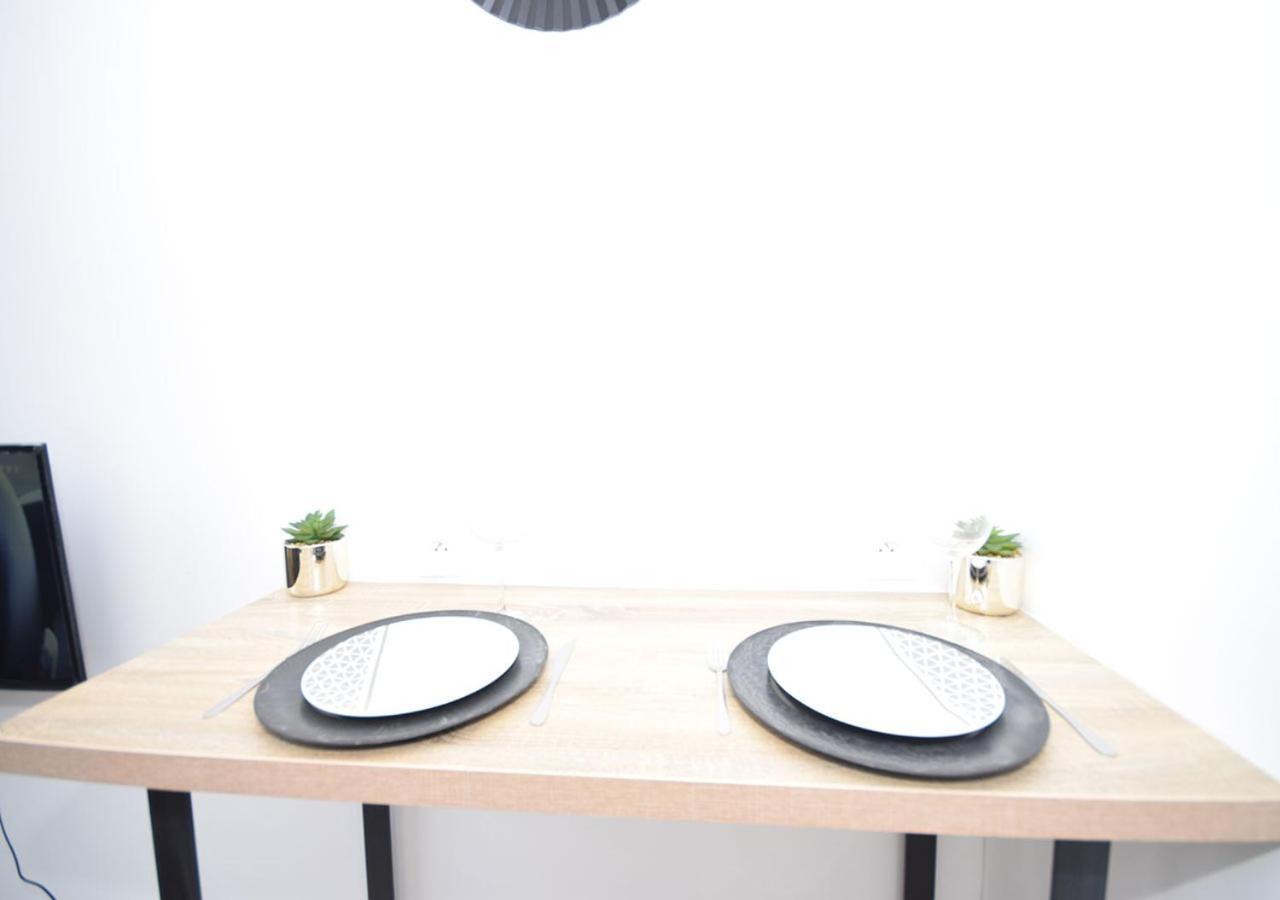 Hyper Centre Valenciennes - Wifi - Terrasse - Tramway - Lerelaisdodile2 Apartment Ngoại thất bức ảnh